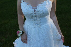 sweetheart lace wedding dress